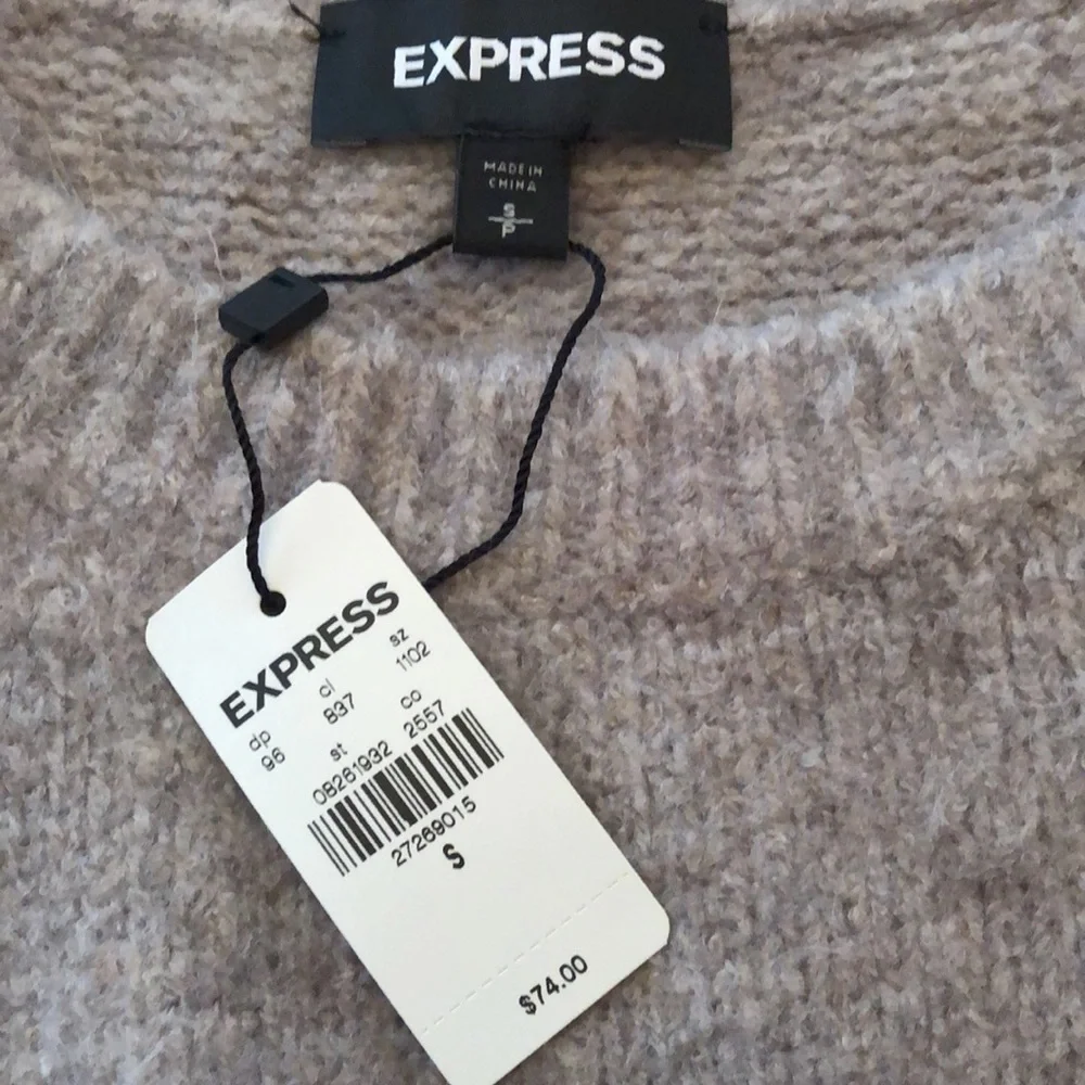 Express Drop Shoulder Sweater Crewneck in Oatmeal Size Small Women’s